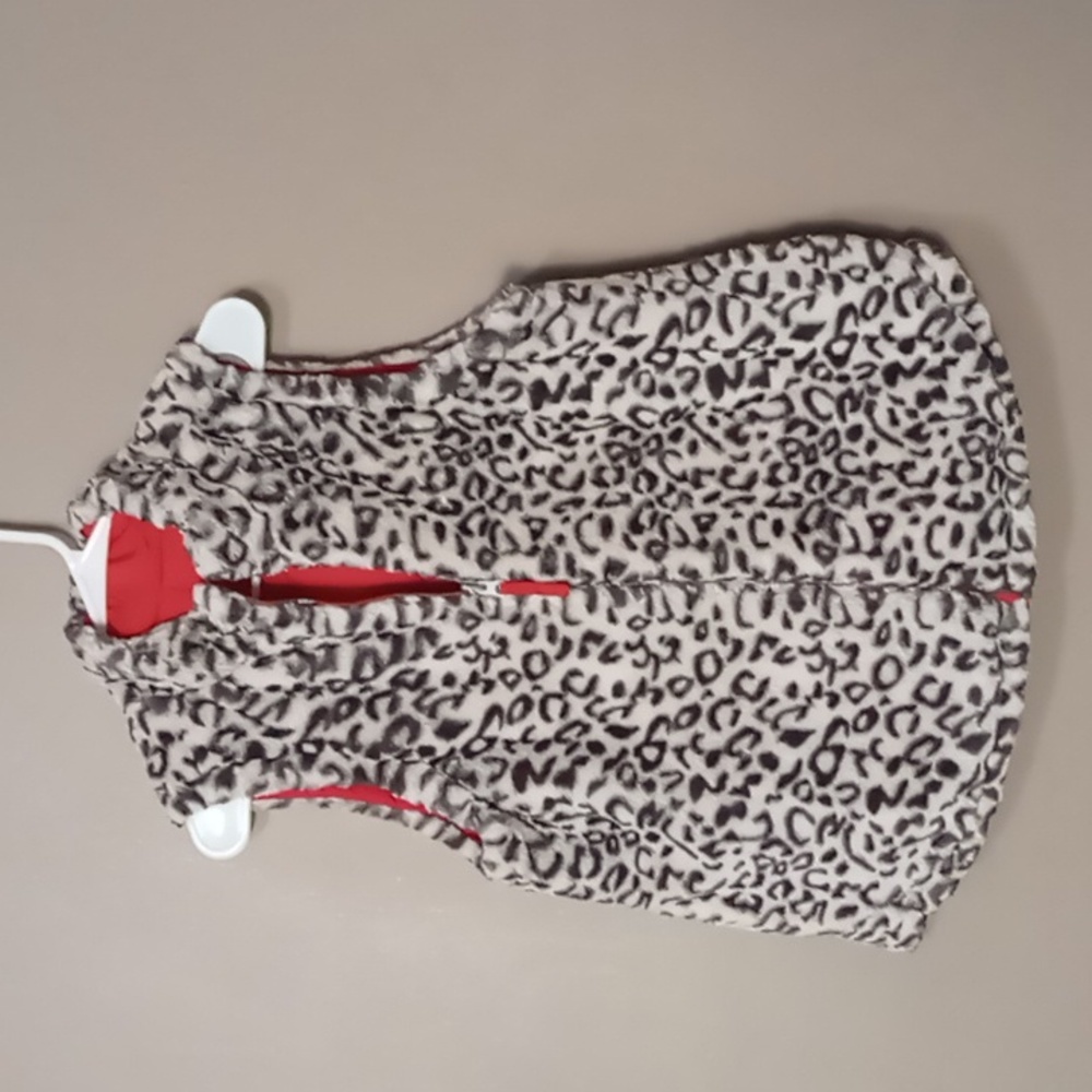 Maurices Reversible Puffer Vest Faux Fur to Red M
